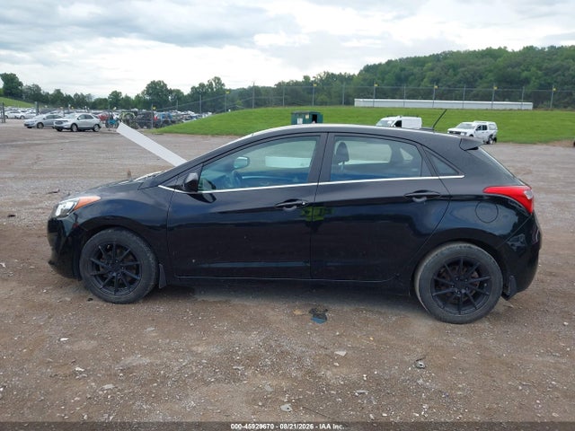 2016 Hyundai Elantra Gt მანქანა იყიდება აუქციონზე, vin: KMHD35LH5GU263834, აუქციონის ნომერი: 45929670