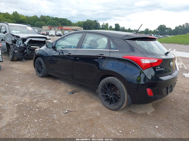 2016 Hyundai Elantra Gt მანქანა იყიდება აუქციონზე, vin: KMHD35LH5GU263834, აუქციონის ნომერი: 45929670