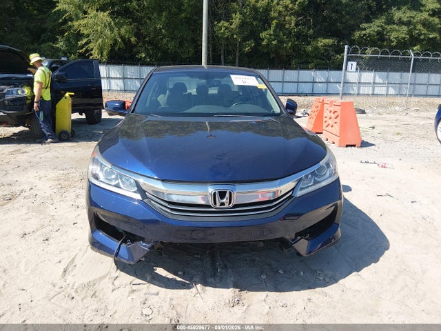 45929677 :رقم المزاد ، 1HGCR2F87HA166048 vin ، 2017 Honda Accord Ex-l مزاد بيع