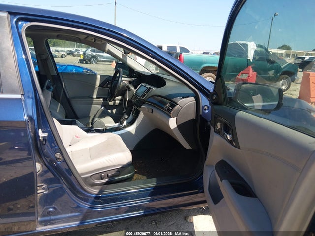 45929677 :رقم المزاد ، 1HGCR2F87HA166048 vin ، 2017 Honda Accord Ex-l مزاد بيع