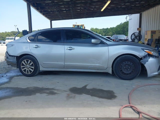 Продаж на аукціоні авто 2018 Nissan Altima 2.5 S, vin: 1N4AL3AP9JC276952, номер лоту: 45929702
