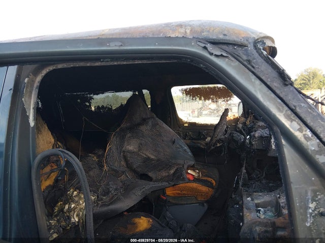 45929704 :رقم المزاد ، 2B5WB35Z7YK122144 vin ، 2000 Dodge Ram Wagon 3500 مزاد بيع
