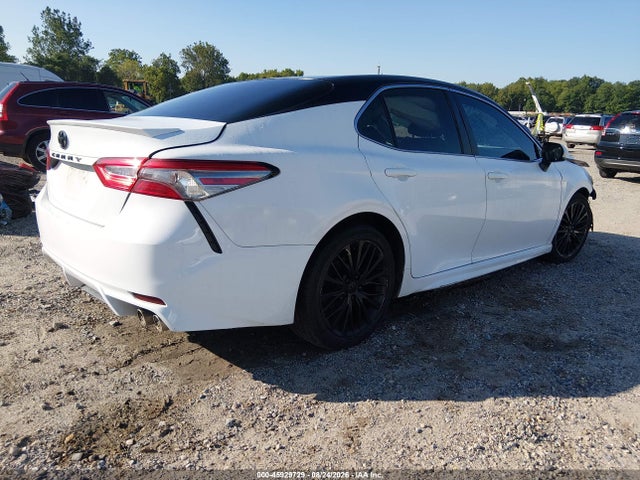 Продаж на аукціоні авто 2018 Toyota Camry Se, vin: 4T1B11HK4JU589027, номер лоту: 45929729