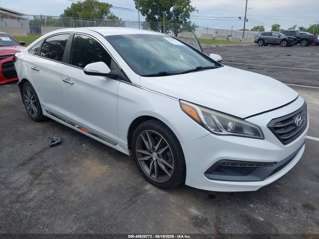 Продажа на аукционе авто 2015 Hyundai Sonata Sport 2.0t, vin: 5NPE34AB0FH038358, номер лота: 45929772