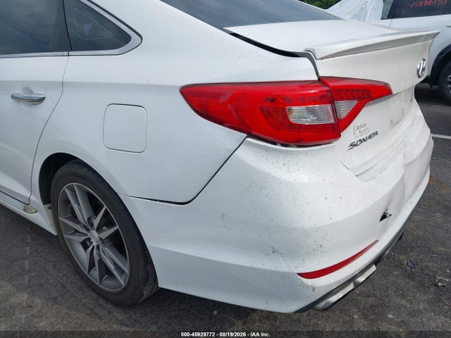 Продажа на аукционе авто 2015 Hyundai Sonata Sport 2.0t, vin: 5NPE34AB0FH038358, номер лота: 45929772