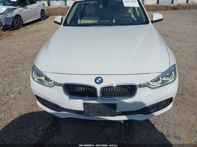 Продаж на аукціоні авто 2018 Bmw 320i Xdrive, vin: WBA8A3C52JA499692, номер лоту: 45929814