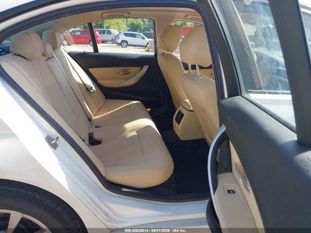 Продаж на аукціоні авто 2018 Bmw 320i Xdrive, vin: WBA8A3C52JA499692, номер лоту: 45929814