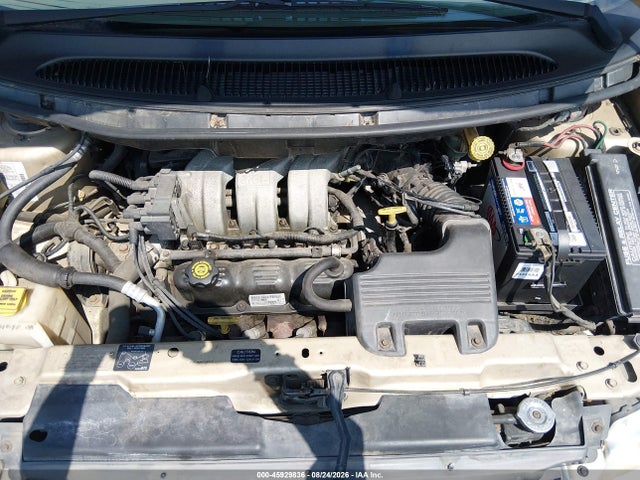 1999 Chrysler Town & Country Limited მანქანა იყიდება აუქციონზე, vin: 1C4GP64L9XB538437, აუქციონის ნომერი: 45929836