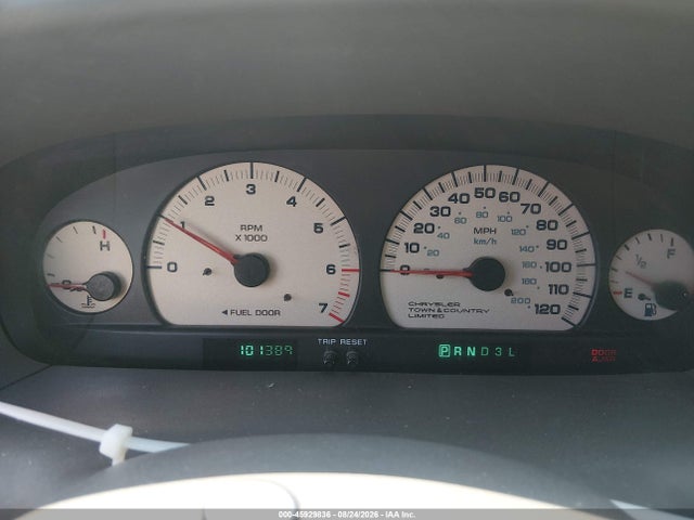 1999 Chrysler Town & Country Limited მანქანა იყიდება აუქციონზე, vin: 1C4GP64L9XB538437, აუქციონის ნომერი: 45929836