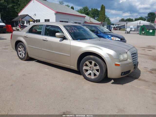 2006 Chrysler 300 Touring მანქანა იყიდება აუქციონზე, vin: 2C3KA53G06H524950, აუქციონის ნომერი: 45929873