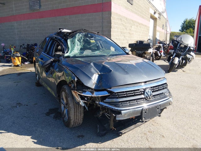 2024 Volkswagen Jetta 1.5t Se მანქანა იყიდება აუქციონზე, vin: 3VW7M7BU9RM017818, აუქციონის ნომერი: 45929882