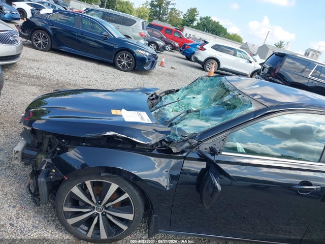 Продажа на аукционе авто 2019 Nissan Altima 2.5 Sr, vin: 1N4BL4CW2KN320259, номер лота: 45929901