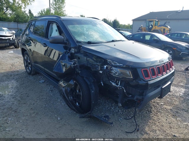 45929918 :رقم المزاد ، 3C4NJDDB3JT314672 vin ، 2018 Jeep Compass Trailhawk 4x4 مزاد بيع