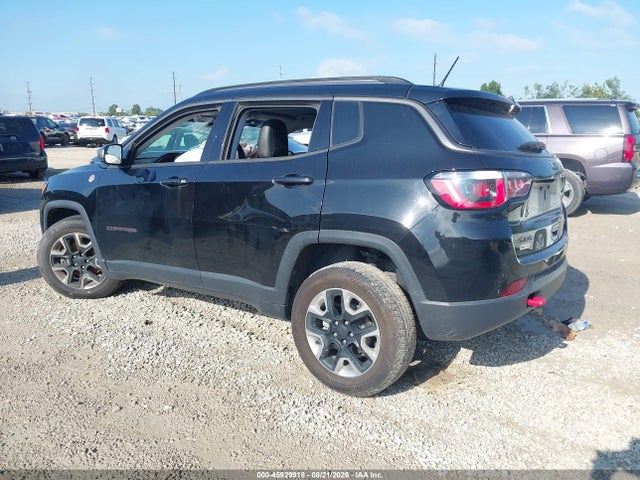 45929918 :رقم المزاد ، 3C4NJDDB3JT314672 vin ، 2018 Jeep Compass Trailhawk 4x4 مزاد بيع