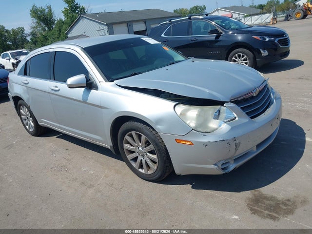 Aukcja sprzedaży 2010 Chrysler Sebring Limited, vin: 1C3CC5FB7AN197980, numer aukcji: 45929943