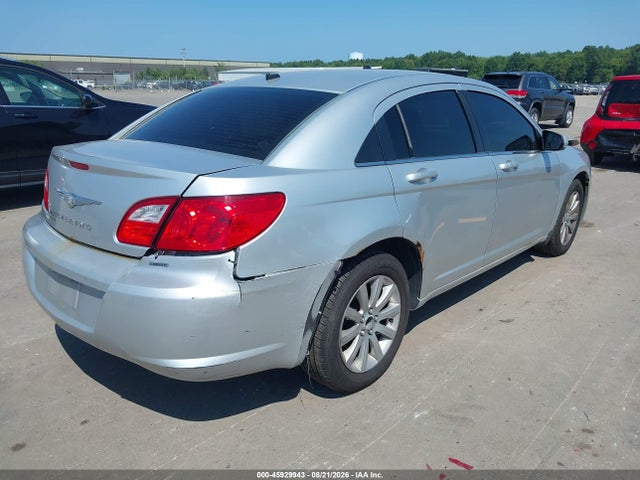 Aukcja sprzedaży 2010 Chrysler Sebring Limited, vin: 1C3CC5FB7AN197980, numer aukcji: 45929943