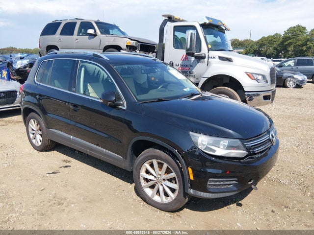 2017 Volkswagen Tiguan 2.0t Wolfsburg Edition მანქანა იყიდება აუქციონზე, vin: WVGSV7AX7HK015296, აუქციონის ნომერი: 45929946