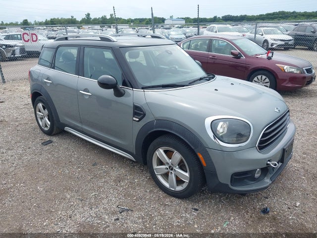 2017 Mini Countryman Cooper მანქანა იყიდება აუქციონზე, vin: WMZYS7C30H3E06580, აუქციონის ნომერი: 45929949