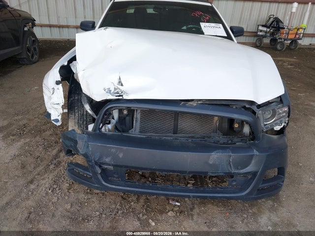 2013 Ford Mustang V6 მანქანა იყიდება აუქციონზე, vin: 1ZVBP8EMXD5221979, აუქციონის ნომერი: 45929968