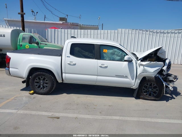 45930013 :رقم المزاد ، 5TFAZ5CN3MX104283 vin ، 2021 Toyota Tacoma Sr5 V6 مزاد بيع