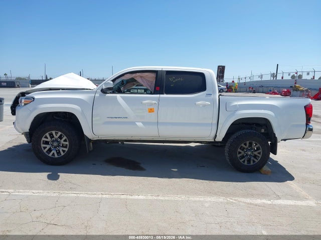 45930013 :رقم المزاد ، 5TFAZ5CN3MX104283 vin ، 2021 Toyota Tacoma Sr5 V6 مزاد بيع
