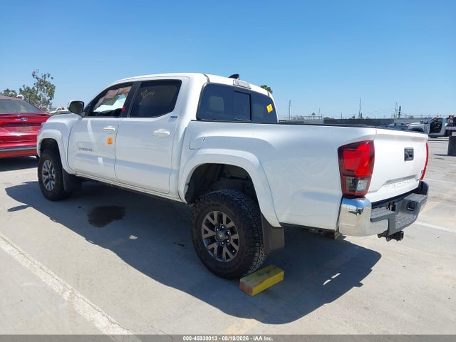45930013 :رقم المزاد ، 5TFAZ5CN3MX104283 vin ، 2021 Toyota Tacoma Sr5 V6 مزاد بيع