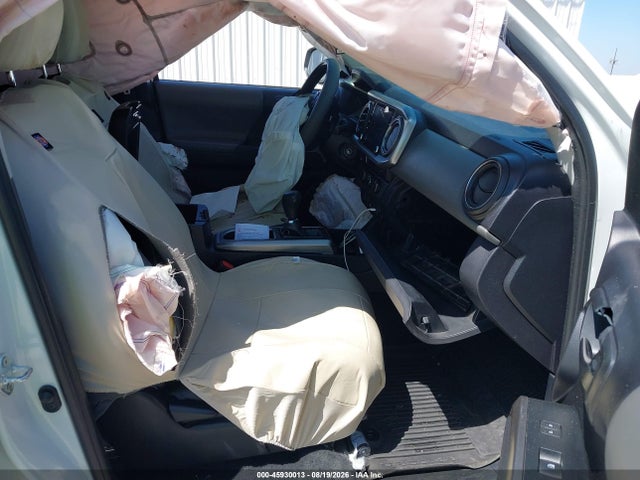 45930013 :رقم المزاد ، 5TFAZ5CN3MX104283 vin ، 2021 Toyota Tacoma Sr5 V6 مزاد بيع