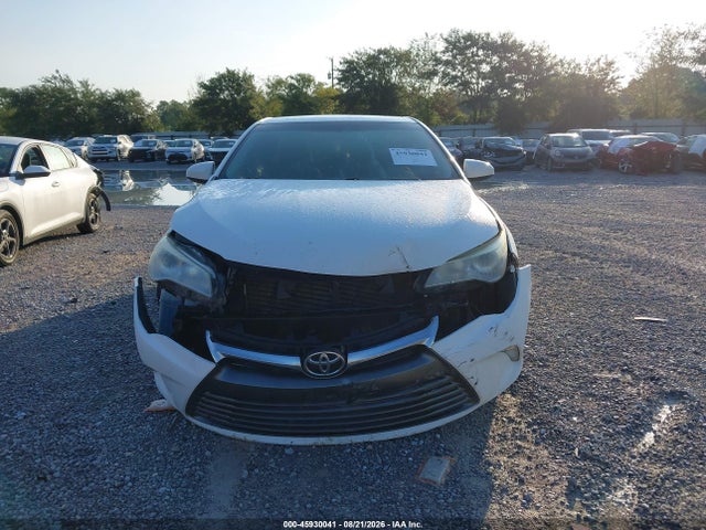2015 Toyota Camry Le მანქანა იყიდება აუქციონზე, vin: 4T4BF1FK8FR457809, აუქციონის ნომერი: 45930041