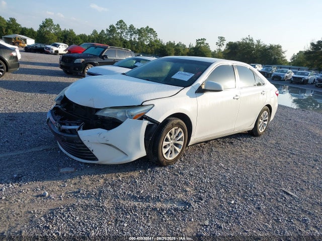 2015 Toyota Camry Le მანქანა იყიდება აუქციონზე, vin: 4T4BF1FK8FR457809, აუქციონის ნომერი: 45930041