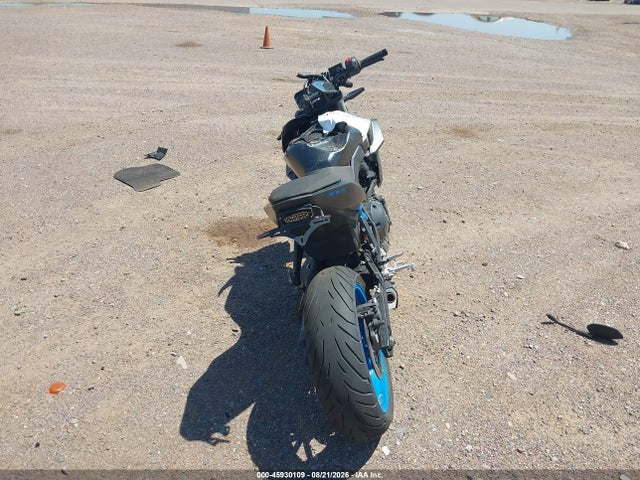Продажа на аукционе авто 2024 Suzuki Gsx800 R, vin: JS1EM11BXR7101304, номер лота: 45930109