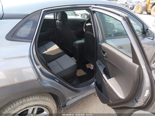 2021 Hyundai Kona Se მანქანა იყიდება აუქციონზე, vin: KM8K1CAAXMU661737, აუქციონის ნომერი: 45930125