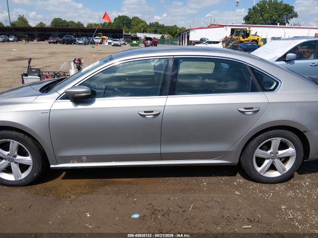 Aukcja sprzedaży 2014 Volkswagen Passat 1.8t Wolfsburg Edition, vin: 1VWAT7A32EC053637, numer aukcji: 45930133