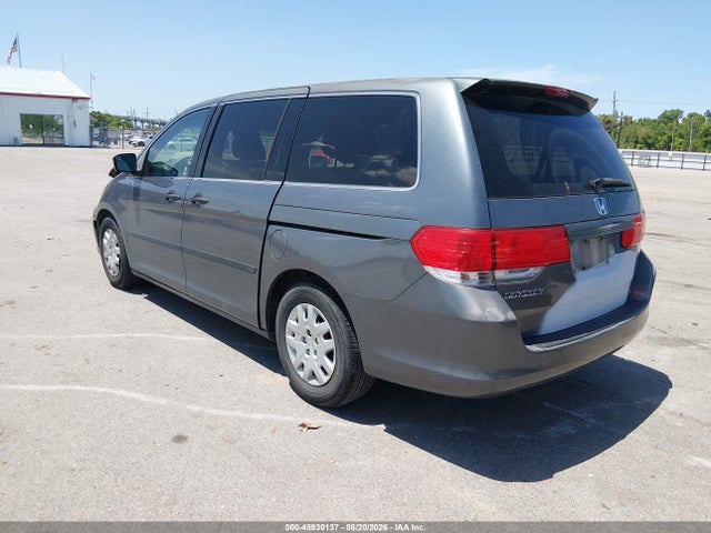 45930137 :رقم المزاد ، 5FNRL3H23AB109707 vin ، 2010 Honda Odyssey Lx مزاد بيع