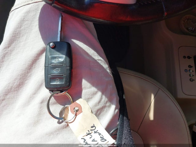 Aukcja sprzedaży 2010 Volkswagen New Beetle 2.5l/2.5l Final Edition, vin: 3VWRG3AL5AM002187, numer aukcji: 45930156