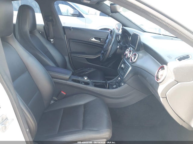WDDSJ4EB2EN082465 Mercedes-Benz CLA 250