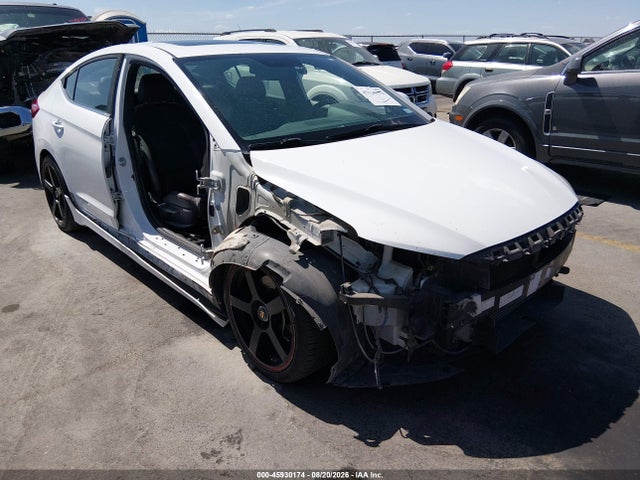 Продажа на аукционе авто 2018 Hyundai Elantra Sport, vin: KMHD04LB0JU554957, номер лота: 45930174