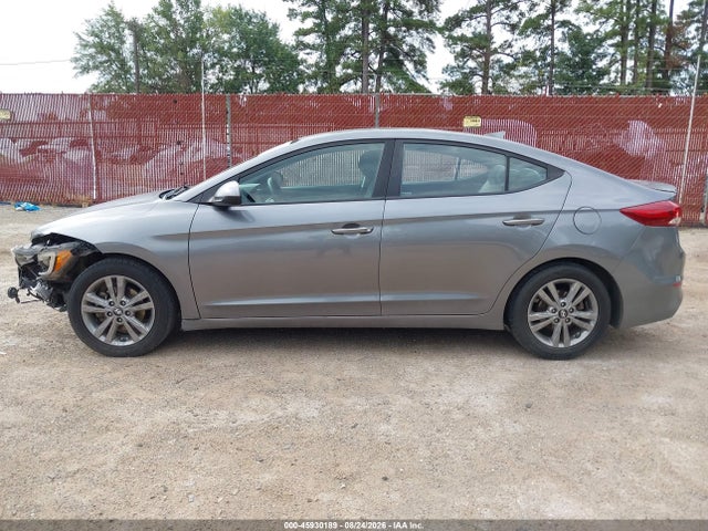 Продажа на аукционе авто 2018 Hyundai Elantra Sel, vin: 5NPD84LFXJH261707, номер лота: 45930189