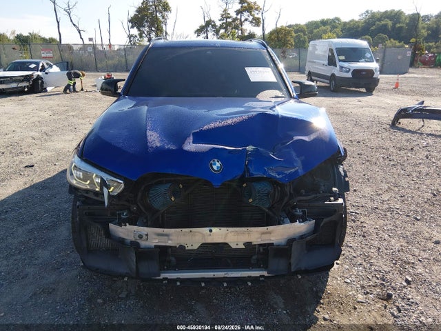 2021 Bmw X5 M მანქანა იყიდება აუქციონზე, vin: 5YMJU0C0XM9E26133, აუქციონის ნომერი: 45930194