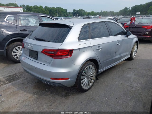 Продаж на аукціоні авто 2016 Audi A3 E-tron 1.4t Premium, vin: WAUTPBFF6GA035143, номер лоту: 45930239