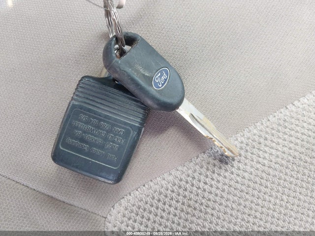 2003 Ford Expedition Xlt მანქანა იყიდება აუქციონზე, vin: 1FMPU15L33LC06469, აუქციონის ნომერი: 45930249