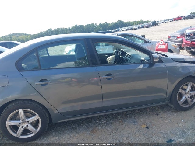 2011 Volkswagen Jetta 2.5l Se მანქანა იყიდება აუქციონზე, vin: 3VWDX7AJ5BM029701, აუქციონის ნომერი: 45930253