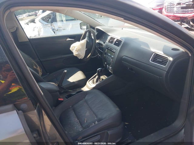 2011 Volkswagen Jetta 2.5l Se მანქანა იყიდება აუქციონზე, vin: 3VWDX7AJ5BM029701, აუქციონის ნომერი: 45930253