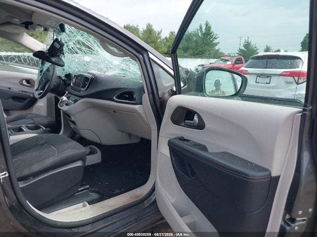 Aukcja sprzedaży 2018 Chrysler Pacifica Touring Plus, vin: 2C4RC1FG4JR128161, numer aukcji: 45930259