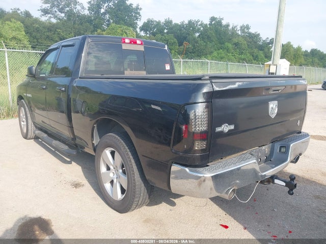 45930281 :رقم المزاد ، 1D7RB1GT8AS106229 vin ، 2010 Dodge Ram 1500 Slt/sport/trx مزاد بيع