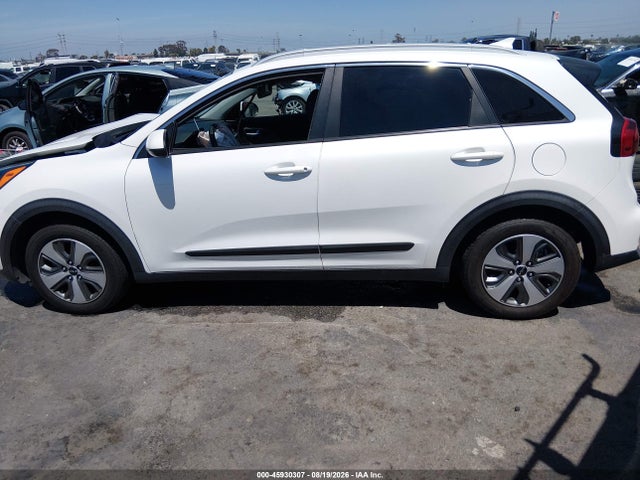 45930307 :رقم المزاد ، KNDCB3LC9N5510162 vin ، 2022 Kia Niro Lx مزاد بيع