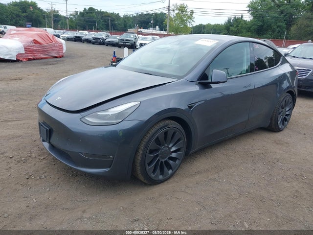 2022 Tesla Model Y Performance Dual Motor All-wheel Drive მანქანა იყიდება აუქციონზე, vin: 7SAYGDEF6NF326688, აუქციონის ნომერი: 45930327