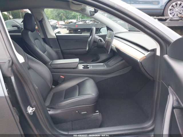 2022 Tesla Model Y Performance Dual Motor All-wheel Drive მანქანა იყიდება აუქციონზე, vin: 7SAYGDEF6NF326688, აუქციონის ნომერი: 45930327