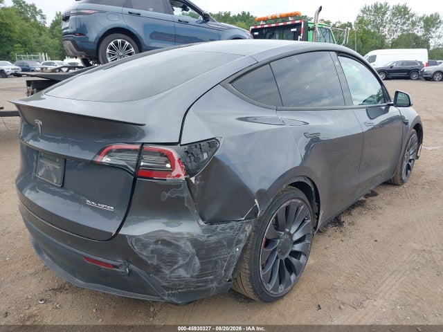 2022 Tesla Model Y Performance Dual Motor All-wheel Drive მანქანა იყიდება აუქციონზე, vin: 7SAYGDEF6NF326688, აუქციონის ნომერი: 45930327