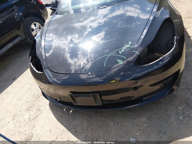 Auction sale of the 2018 Tesla Model 3 Long Range/performance, vin: 5YJ3E1EB7JF119021, lot number: 45930352
