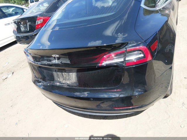 Auction sale of the 2018 Tesla Model 3 Long Range/performance, vin: 5YJ3E1EB7JF119021, lot number: 45930352